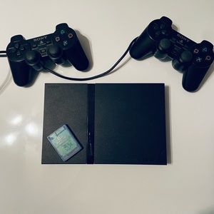 Sony PlayStation 2 (PS2) with 2 controllers + memory card